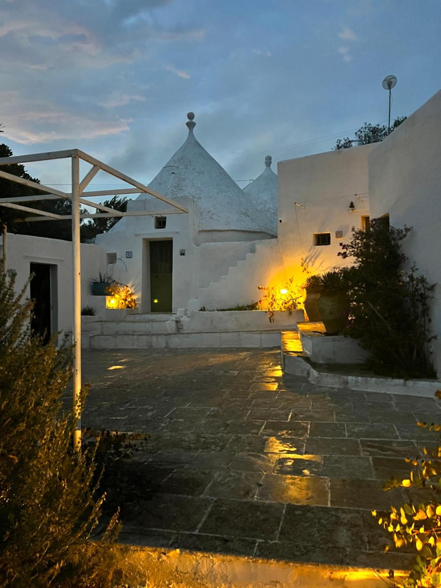Syconium Trullo And Lamia Gea Charme And History Hotel Ostuni Bagian luar foto